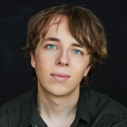 Ed Oxenbould