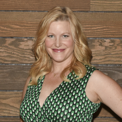 ANNA GUNN