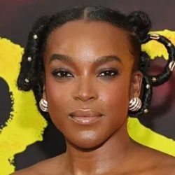 WUNMI MOSAKU
