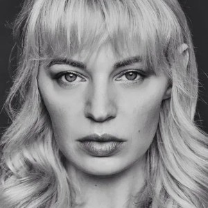 CHLOE FARNWORTH