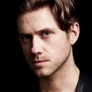 Aaron Tveit