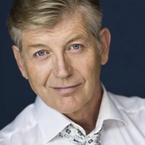 Greg Ellwand