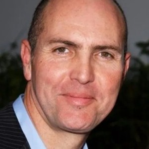 Arnold Vosloo