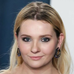 ABIGAIL BRESLIN