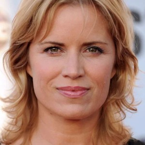Kim Dickens