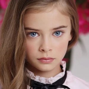 Carina Battrick