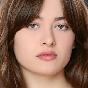 Chloe Avakian