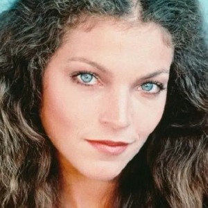 Amy Irving