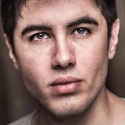 DAMIAN ROMEO