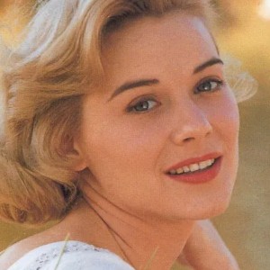 Hope Lange