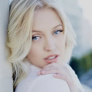 JENNA HOGAN