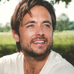 JUSTIN CHATWIN