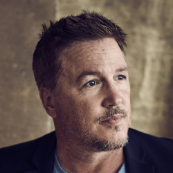 lochlyn munro