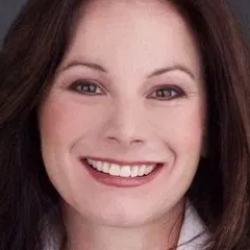 LISA BARNES