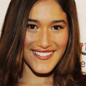 Q Orianka Kilcher