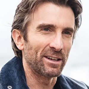 Sharlto Copley