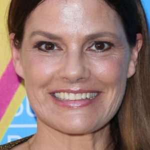 Suzanne Cryer