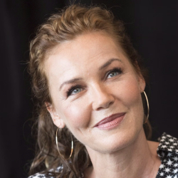 CONNIE NIELSEN